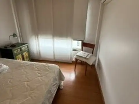 2 AMB S/PISO FRENTE 49M2 BALCON, AGUA CALIENTE CTRAL Y CALEFACC x RADIADORES, EXCELENTE VISTA 