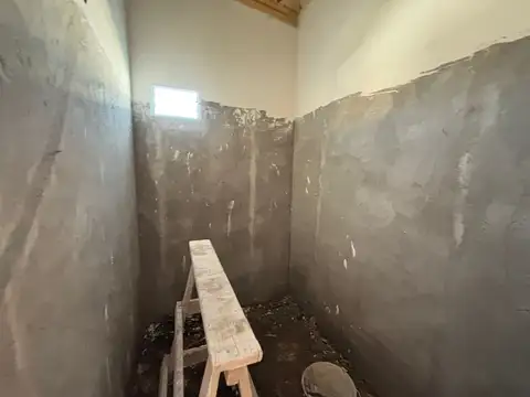 Venta Chalet 3 Ambientes En Mar Del Tuyu Calle 85 Entre 8 Y 9 Oportunidad Obra En Pozo 