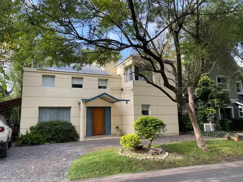 Casa Quinta  en Venta en Los Angeles, Pilar, G.B.A. Zona Norte