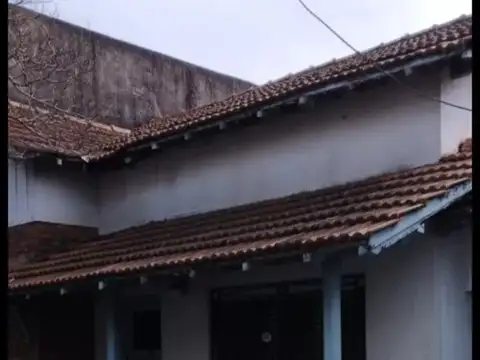 Casa en Venta en Munro, USD 130.000