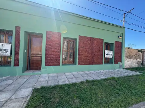 Calle 4 (entre 13 Y 15)