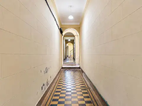 Avenida Teniente General Donato Álvarez 100