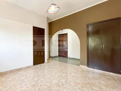 Depto Tipo Casa 2 ambientes con 1 baño