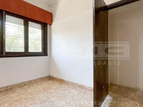 Depto Tipo Casa en Venta en Carapachay, USD 70.000