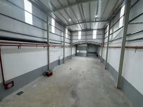 Depósito en Parque Chacabuco