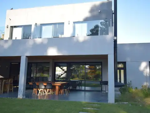 Alquiler Casa Totalmente Amoblada en Haras Del Sol Pilar