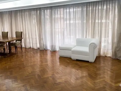 Departamento en Alquiler de 5 ambientes