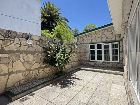 Depto Tipo Casa en Alquiler en Mar Del Plata, USD 900