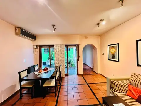 Av De Mayo 1700, Piso 1°