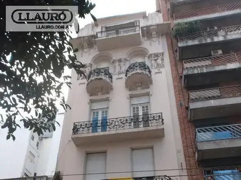 M. T. ALVEAR - PARANA: local con vivienda edificio frances.
