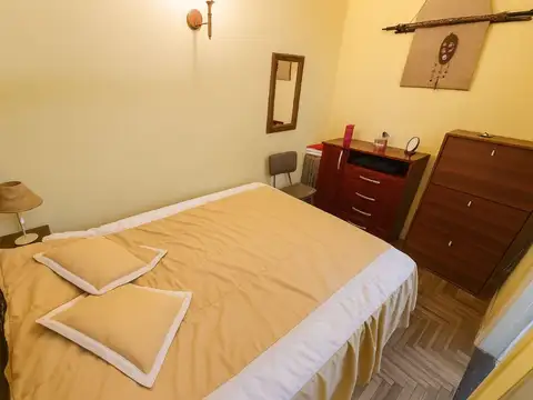 Departamento en Venta en Plaza Colon, USD 43.000