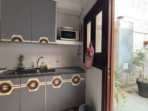 VENTA CASA 6AMB Y LOCAL COMERCIAL CON DEPOSITO EN LOTE PROPIO TIGRE CENTRO