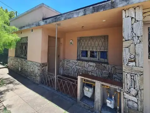 VENTA PH AL FRENTE TRES AMBIENTES CASTELAR NORTE