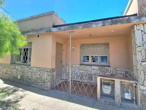 General Munilla 3300