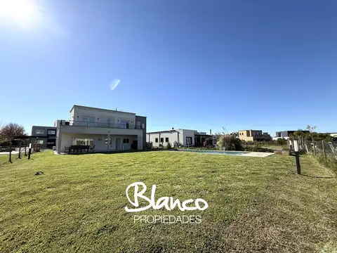 Casa  en Alquiler en Haras Santa Maria, Escobar, G.B.A. Zona Norte