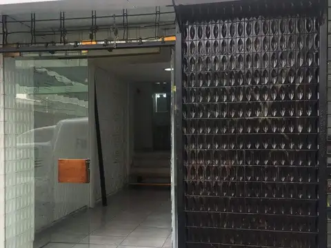 Local con Vivienda OFERTA en Monserrat