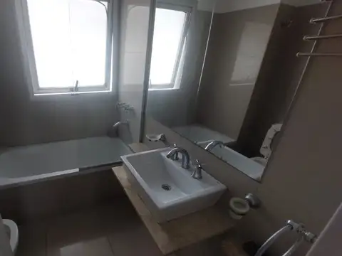 Departamento en Alquiler de 3 ambientes