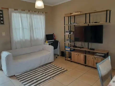 Depto Tipo Casa en Venta de 4 ambientes