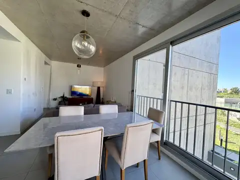 Departamento 3 ambientes con 2 baños