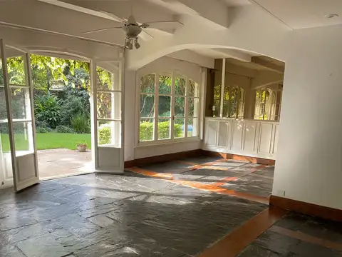 Casa en Alquiler de 4 dormitorios