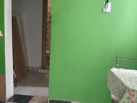 Depto Tipo Casa 2 ambientes con 1 baño