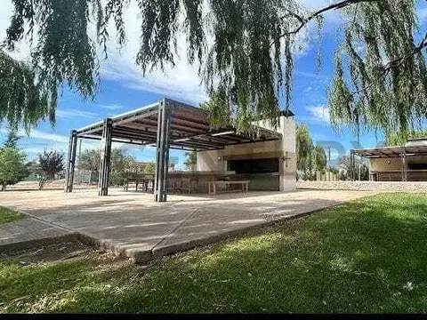 BARRIO PRIVADO LAS RETAMAS 400, Piso 0