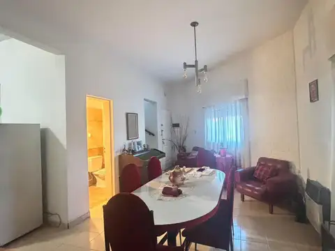 Depto Tipo Casa en Venta con 1 cocheras
