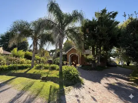 Casa en Venta en Country Club Banco Provincia, USD 450.000