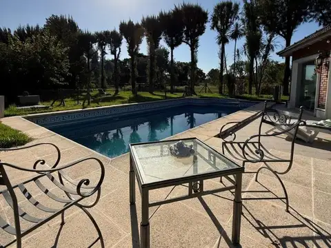 VENTA CASA . VISTA AL GOLF. COUNTRY BCO PCIA .MORENO.