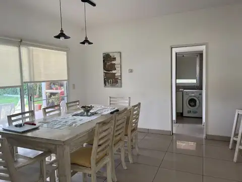 Casa 5 ambientes con 5 baños