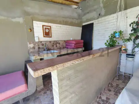 QUINCHO CON PILETA EN VENTA EN GUAYMALLEN
