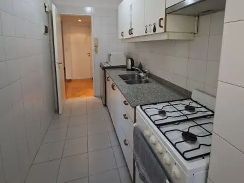 Avenida Entre Ríos 400, Piso 0