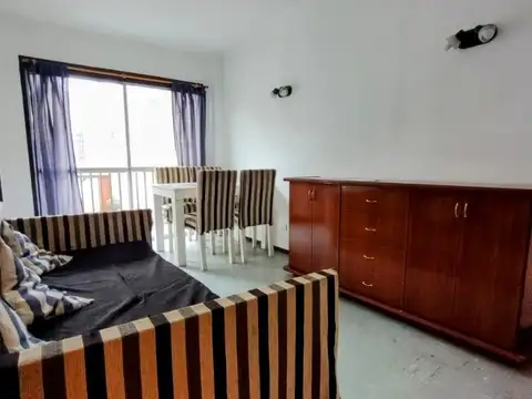 OPORTUNIDAD VENTA  2 AMB C/BALCON A LA CALLE ZONA ALDREY