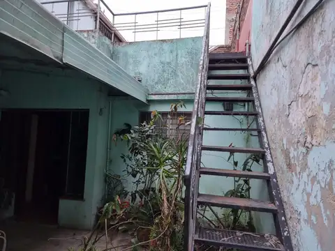 Casa 6 ambientes con 3 baños