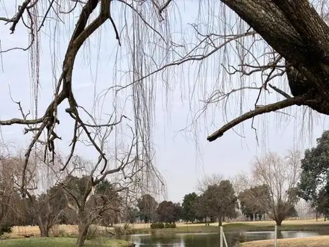 Oportunidad  Terreno a la laguna en Boca Raton