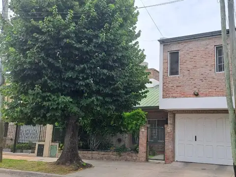 Casa Americana Echeverría 200 Quilmes Este