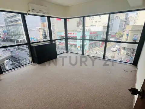 Oficina en Venta 25 años