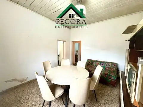 Casa 3 ambientes con 1 baño