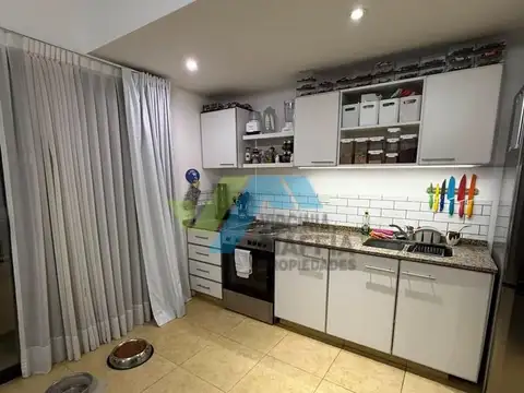 Casa 2 ambientes con 1 baño