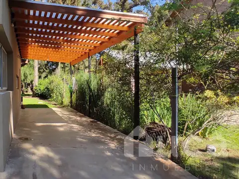 Casa en Alquiler Temporal con 1 cochera