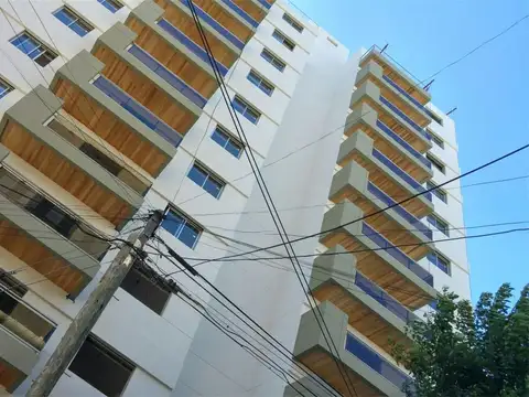 Av. Mitre 5890 , Piso 2