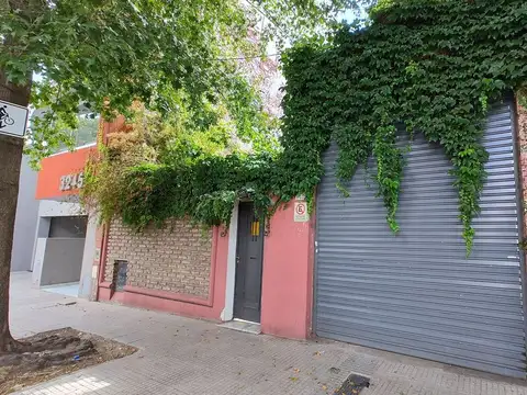 VENTA CASA EN LOTE DE 368m²  USAB2 VILLA URQUIZA
