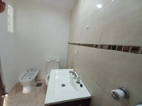 Depto Tipo Casa en Alquiler 56 años