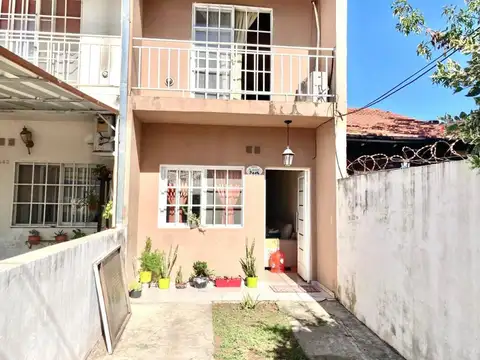 VENTA DE DUPLEX EN MALVINAS ARGENTINAS- APTO CRÉDITO