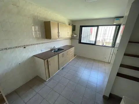 Oficina 3 ambientes con 1 baño