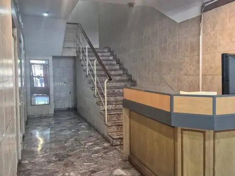 Avenida Hipólito Yrigoyen 500