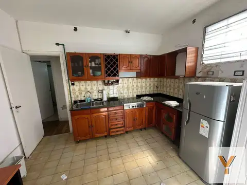 Casa en alquiler - 2 Dormitorios 2 Baños - Quilmes