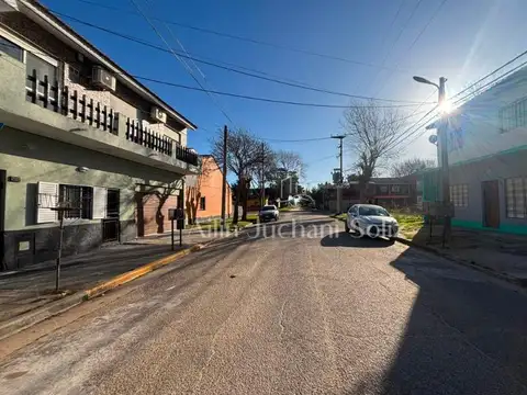 Depto Tipo Casa en Venta de 3 ambientes