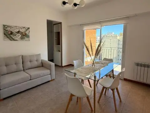Departamento 3 ambientes con dependencia a la calle