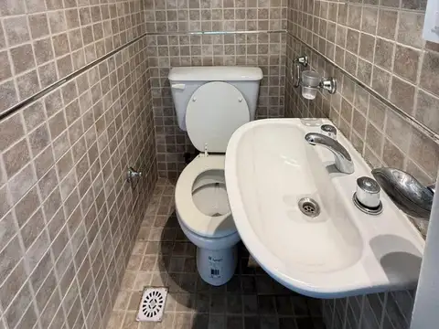 Entre Ríos 1900 , Piso 8